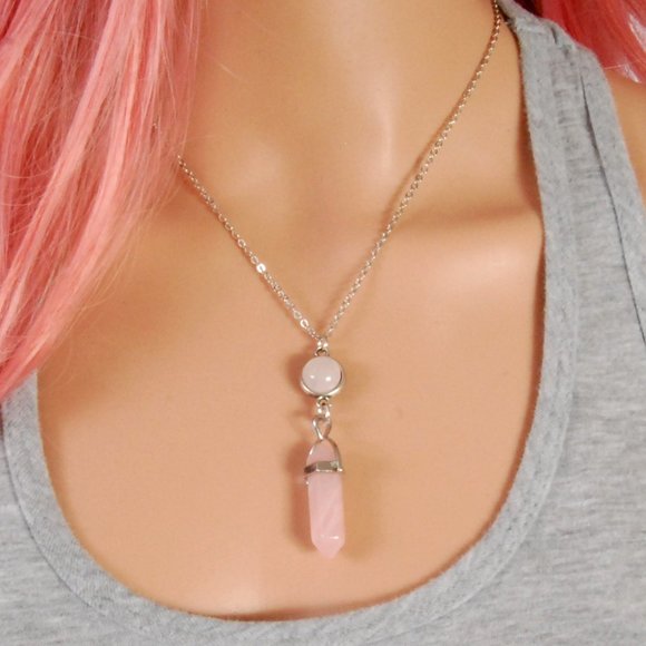 Jewelry - Rose Quartz Stone Bullet Shape Silvertone Necklace